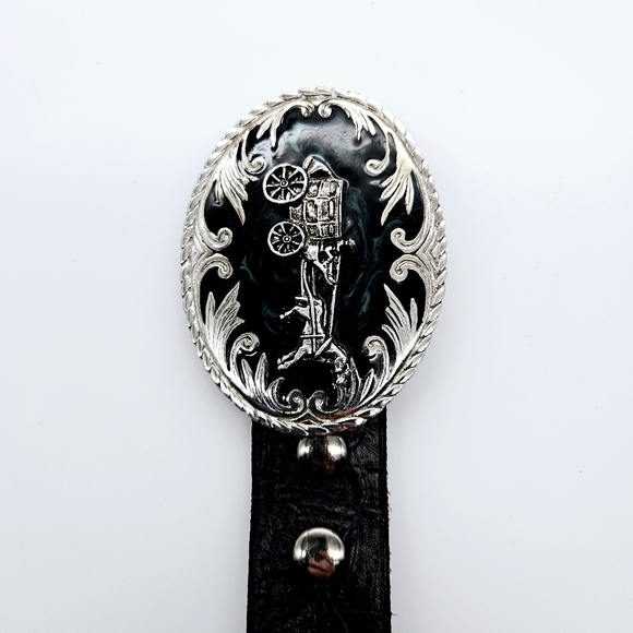 ARTEC BELTS | embossed solid leather large horse carriage buckle belt - Picture 3 of 8